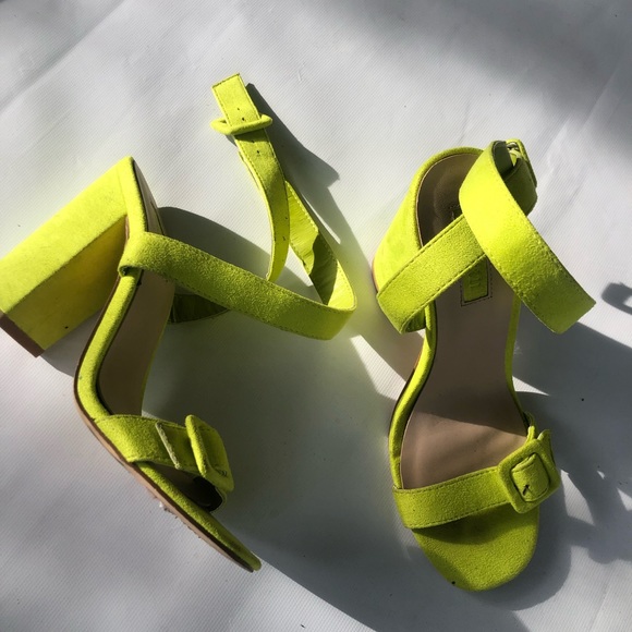 Forever 21 block heels - Picture 2 of 4